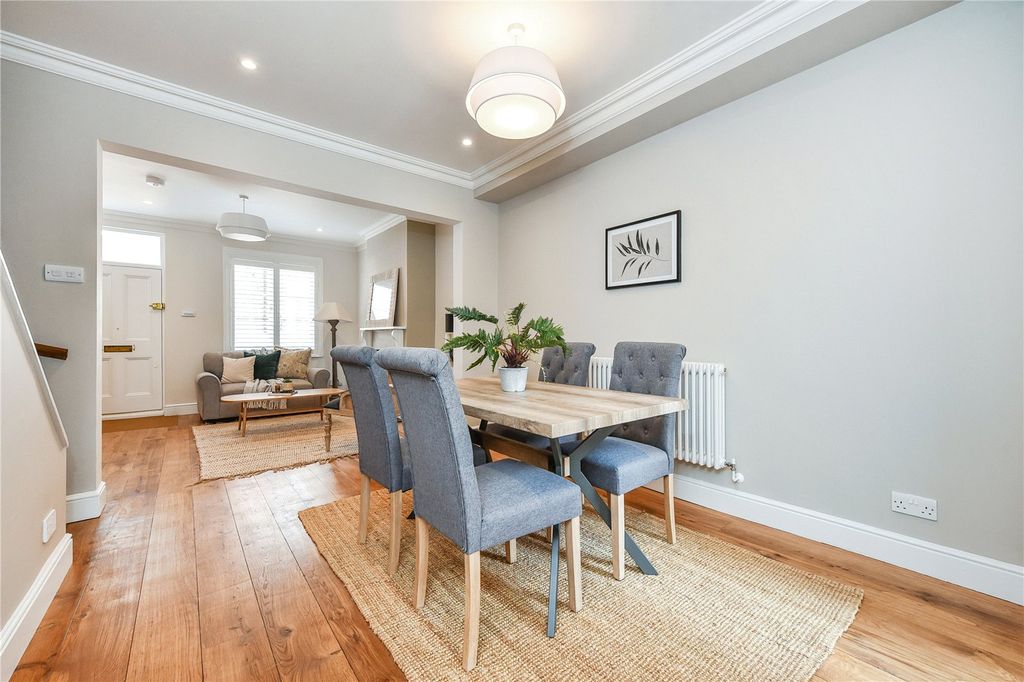 Property photo 3 of 17 Dining Room