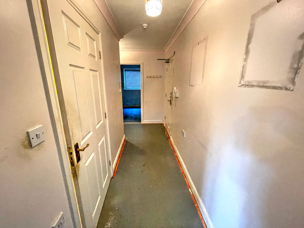 Property photo 3 of 13 Img_0693