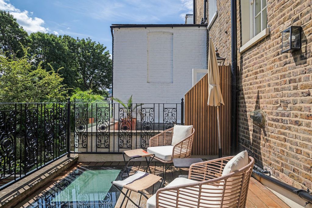 Property photo 2 of 15 03-134B83802-Gwl-Jj-Lawford Rd-4-Medium