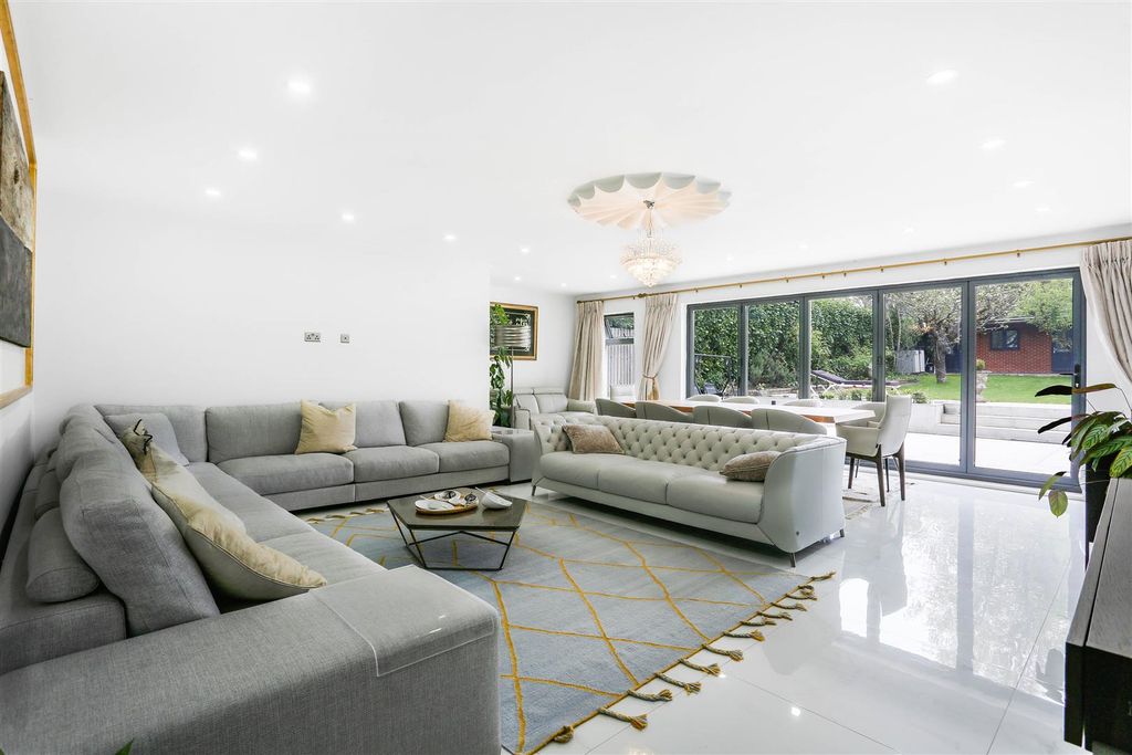 Property photo 2 of 15 1245504007 - 40.Jpg