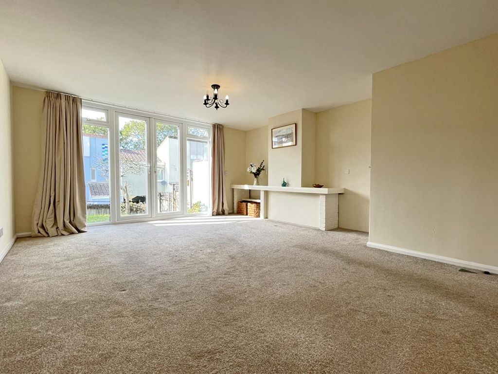 Property photo 2 of 11 Cunningham Road 147 - Living Room Two.Jpg