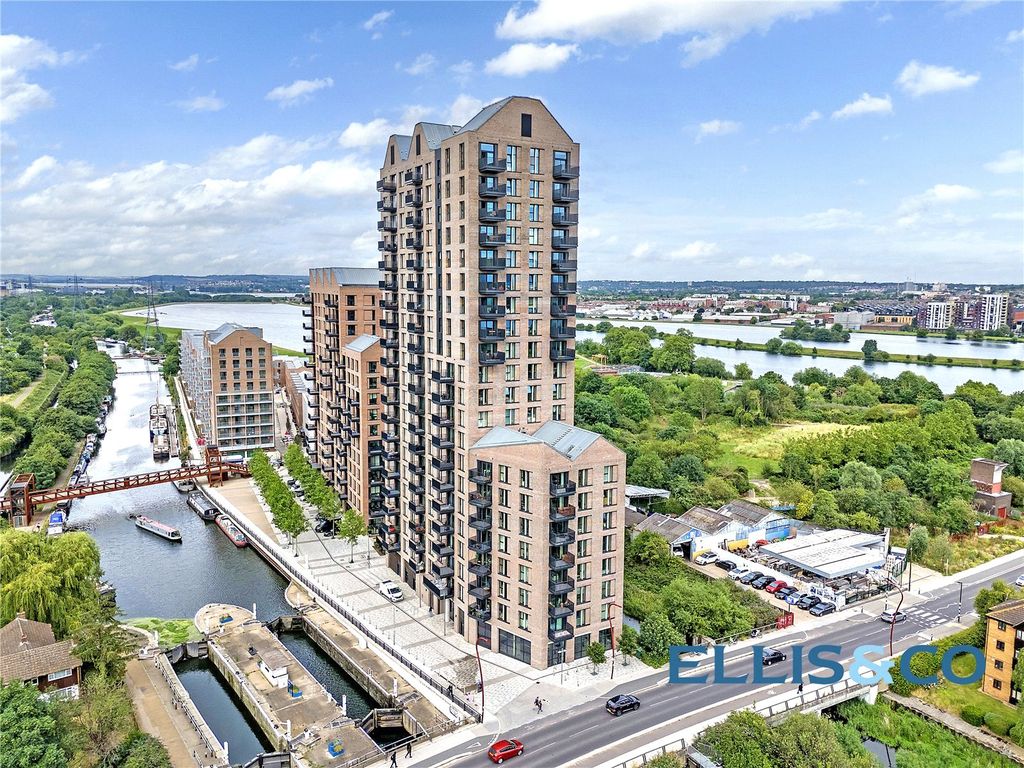 Property photo 2 of 10 Picture No. 04