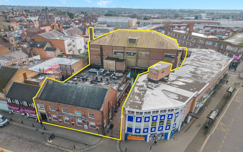 Property photo 1 of 15 18 Market Place &amp; 4 The Horsefair, Hinckley, Leicester Le10 1Nt