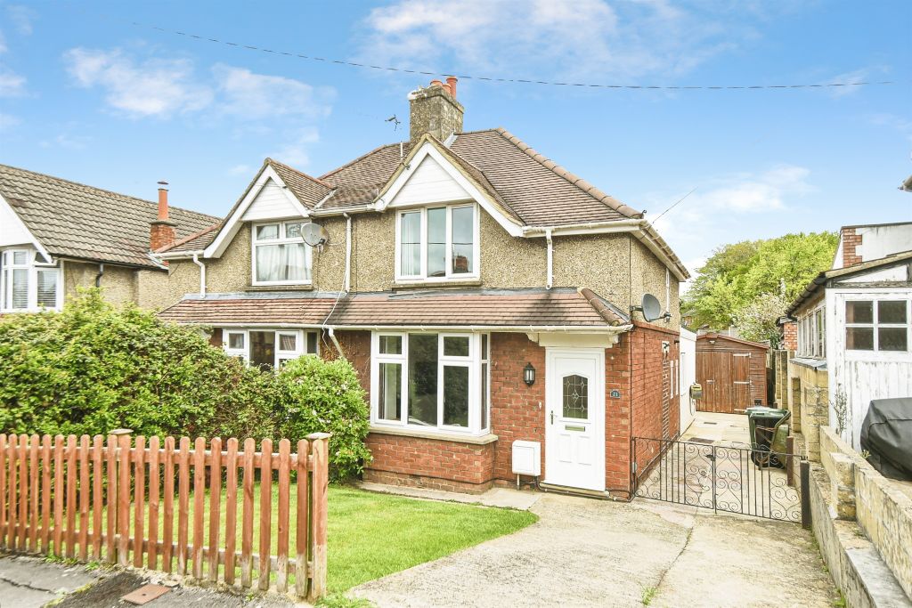 Property photo 1 of 18