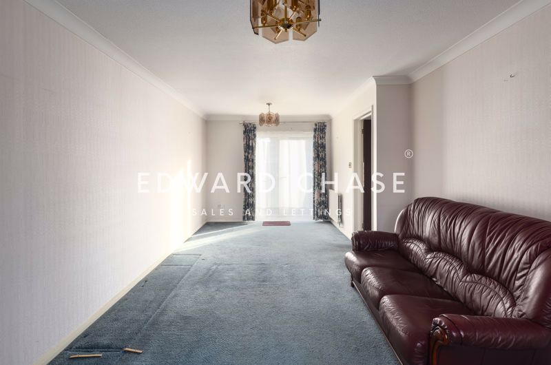 Property photo 3 of 12 Photo 7