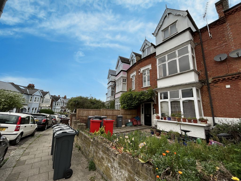 Property photo 3 of 3 083-New3.Jpg
