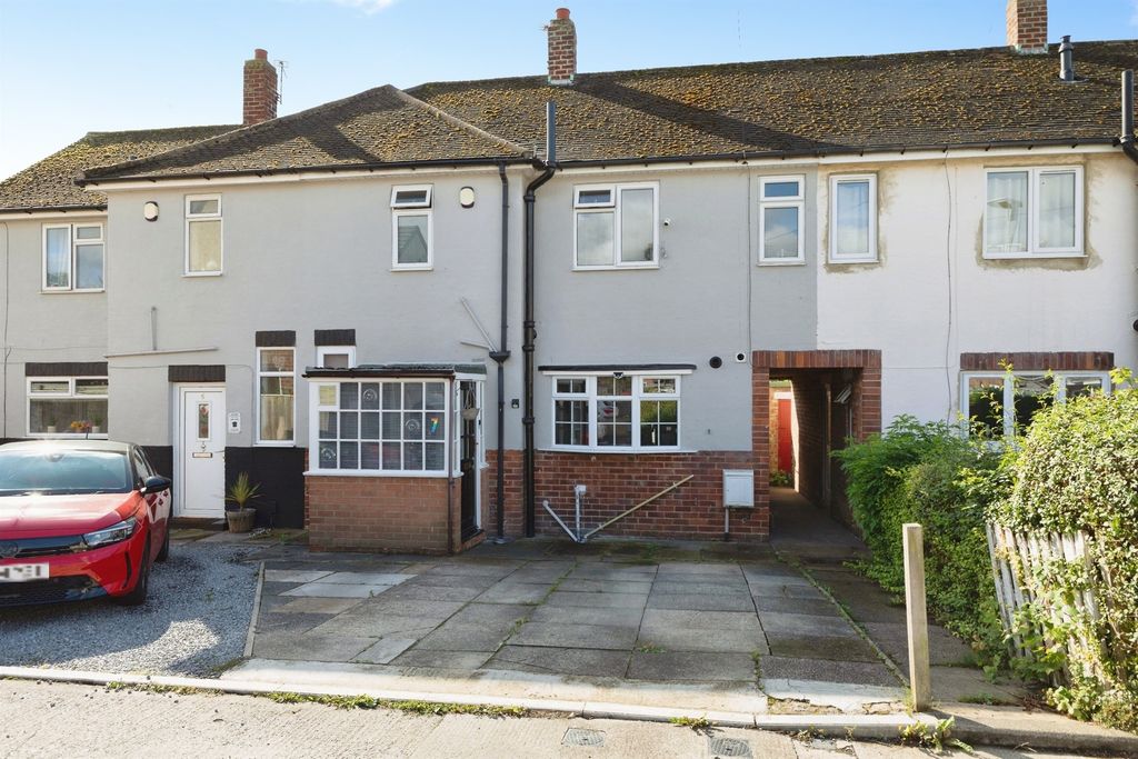 Property photo 1 of 12