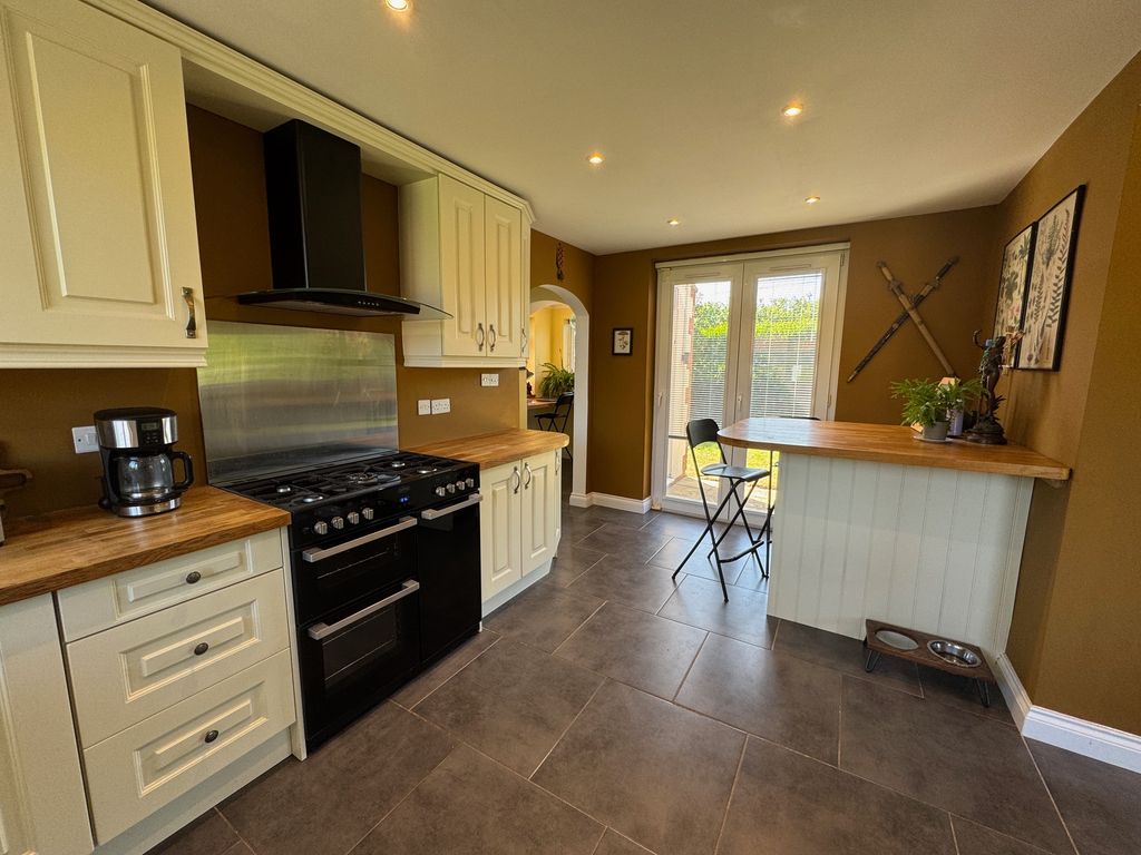 Property photo 2 of 29 Image