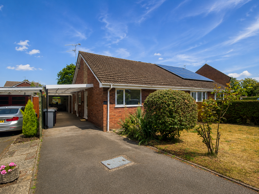 Property photo 1 of 12