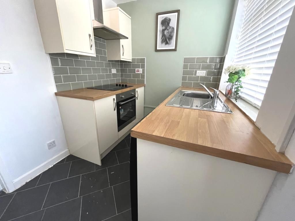 Property photo 2 of 11 Photograph 2