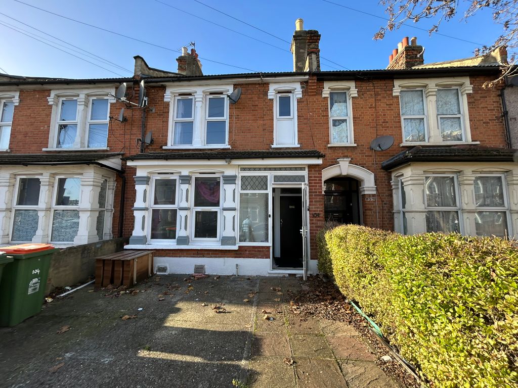 Property photo 1 of 12