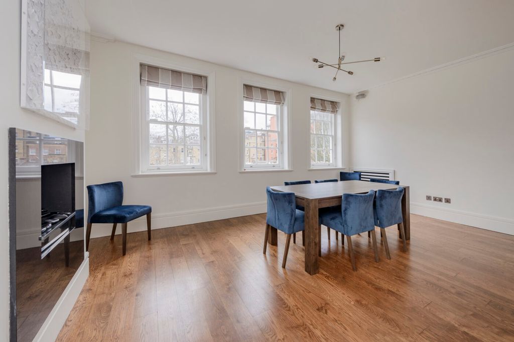 Property photo 3 of 26