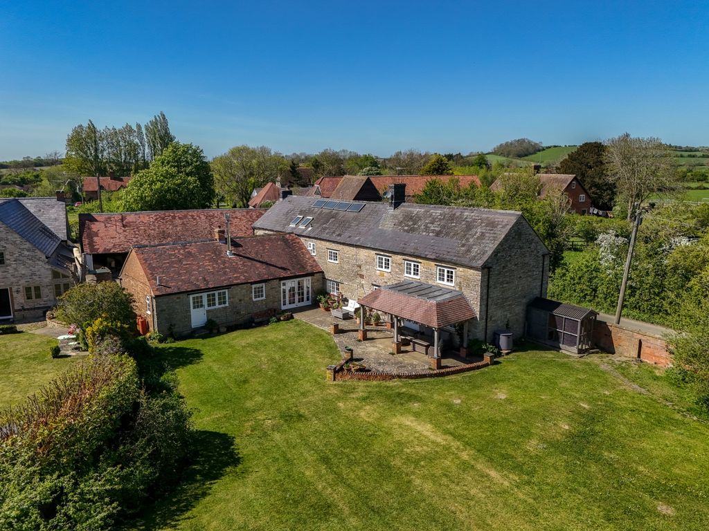 Property photo 3 of 44 Dji_20260423143845_0431_D