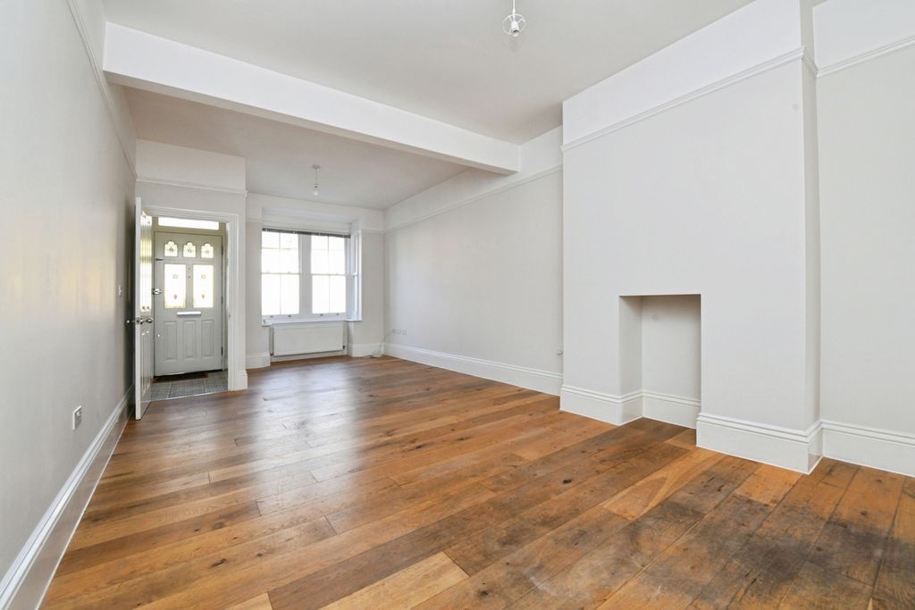 Property photo 2 of 14 Pbox-Img.Jpg