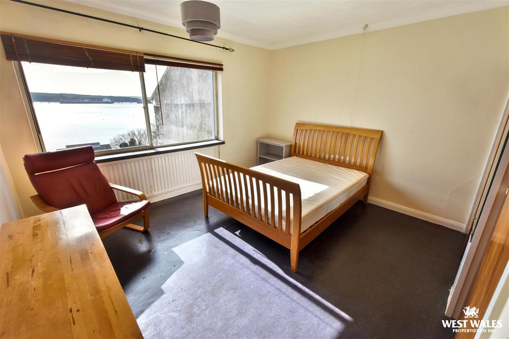 Property photo 3 of 20 3 (16).Jpg