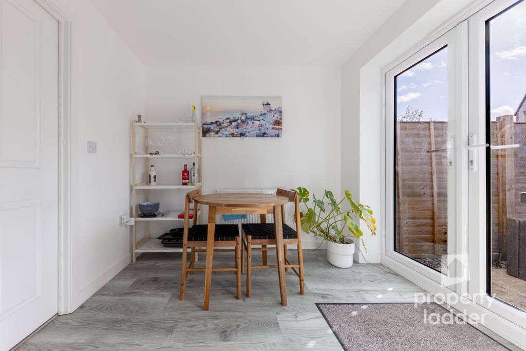 Property photo 3 of 17 Pl-15