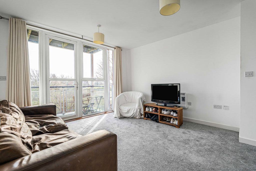 Property photo 2 of 12 Reception Room