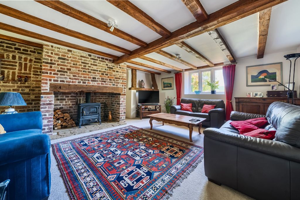 Property photo 2 of 20 4186562