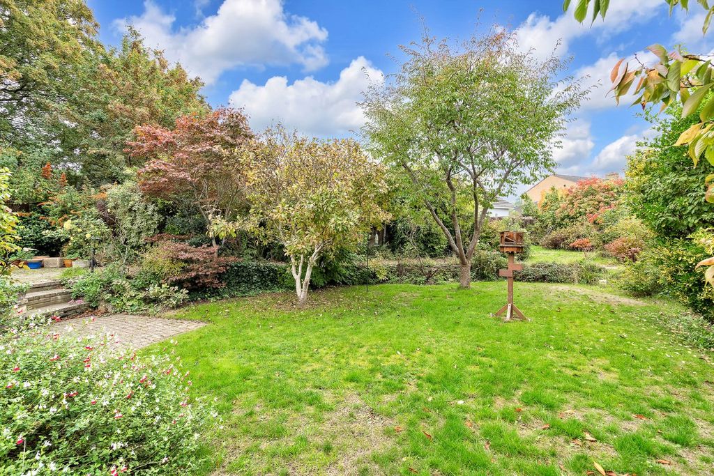 Property photo 3 of 19