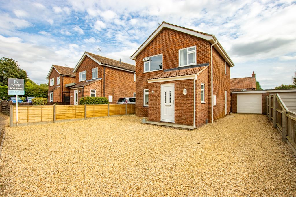 Property photo 1 of 15 4377761