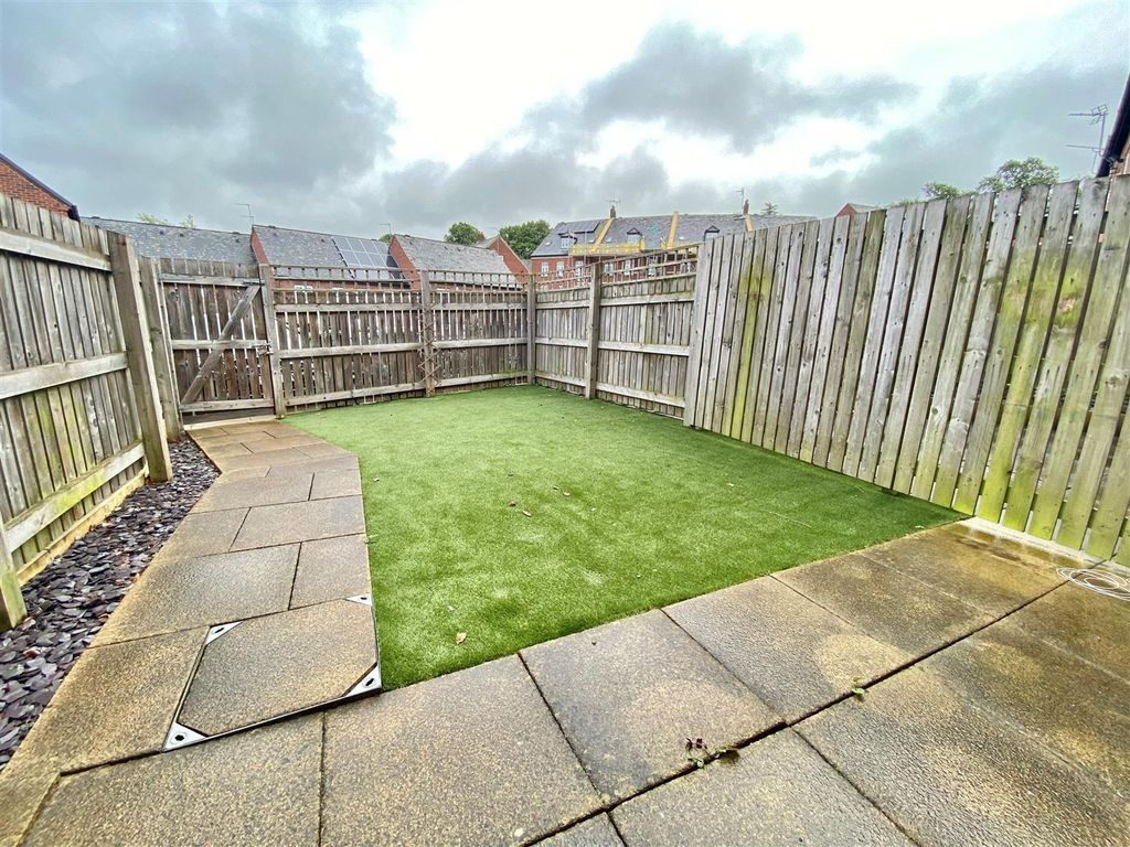 Property photo 3 of 15