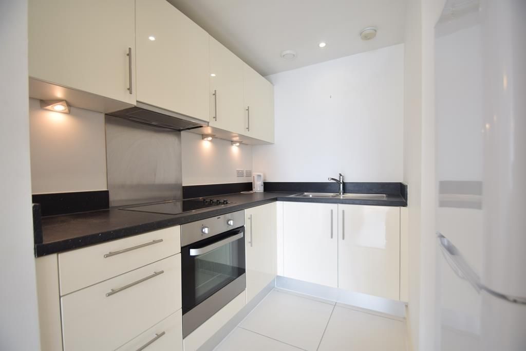 Property photo 2 of 12 Kitchen