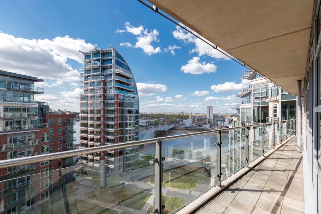 Property photo 2 of 13 Picture No. 15