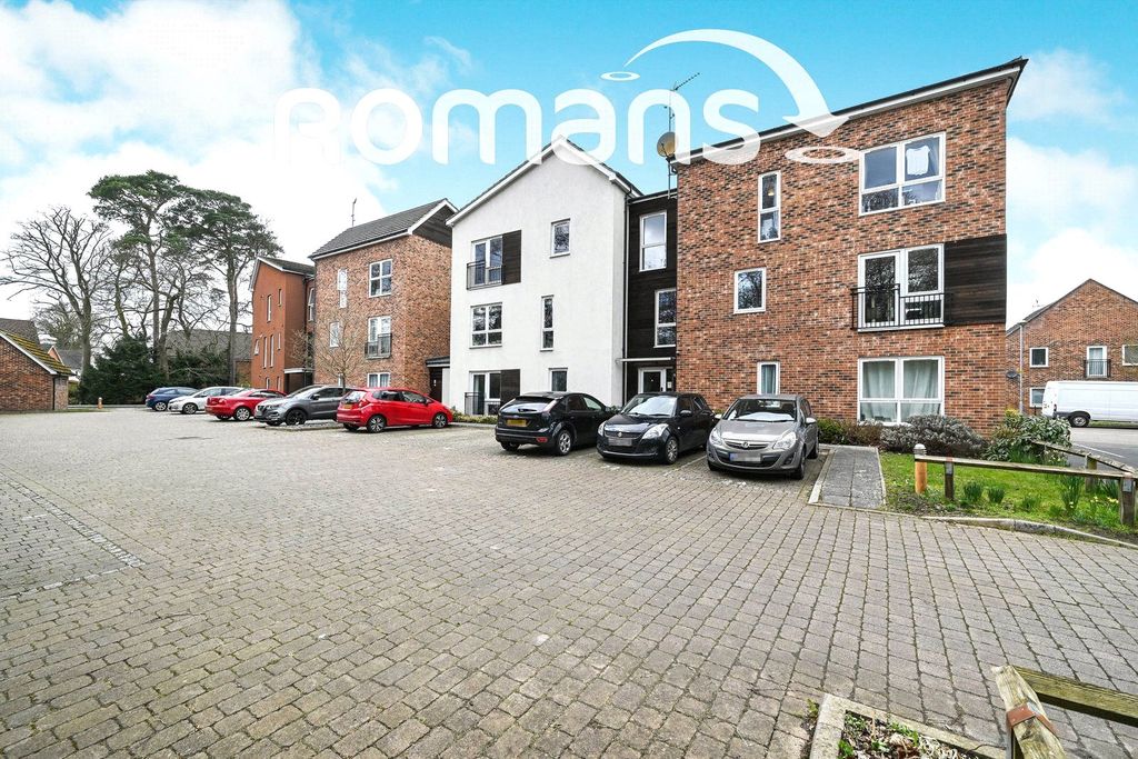 Property photo 1 of 10 Picture No. 23