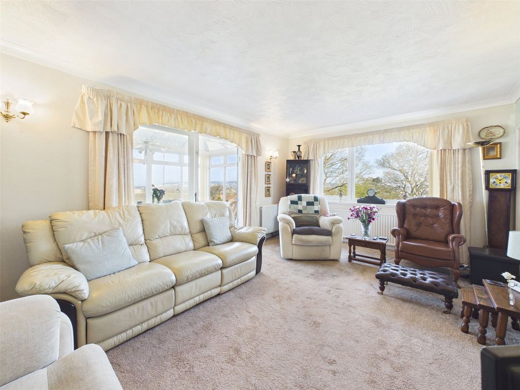 Property photo 3 of 21 Picture No. 03