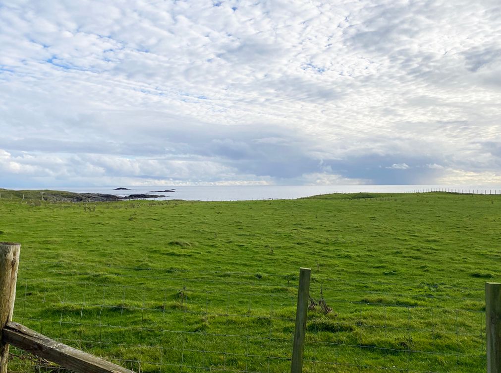 Property photo 2 of 31