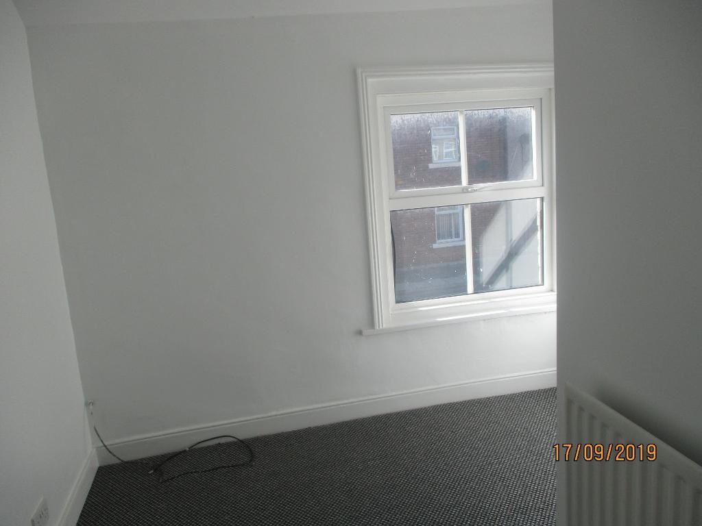 Property photo 3 of 14 Photo 4