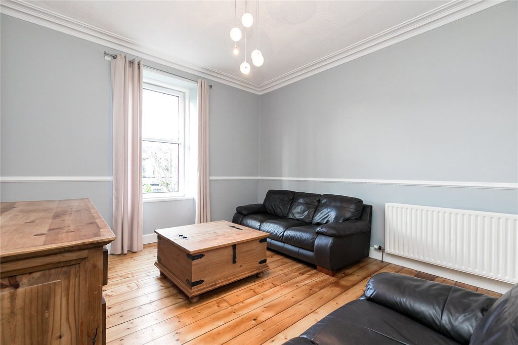 Property photo 3 of 9 Photo 3