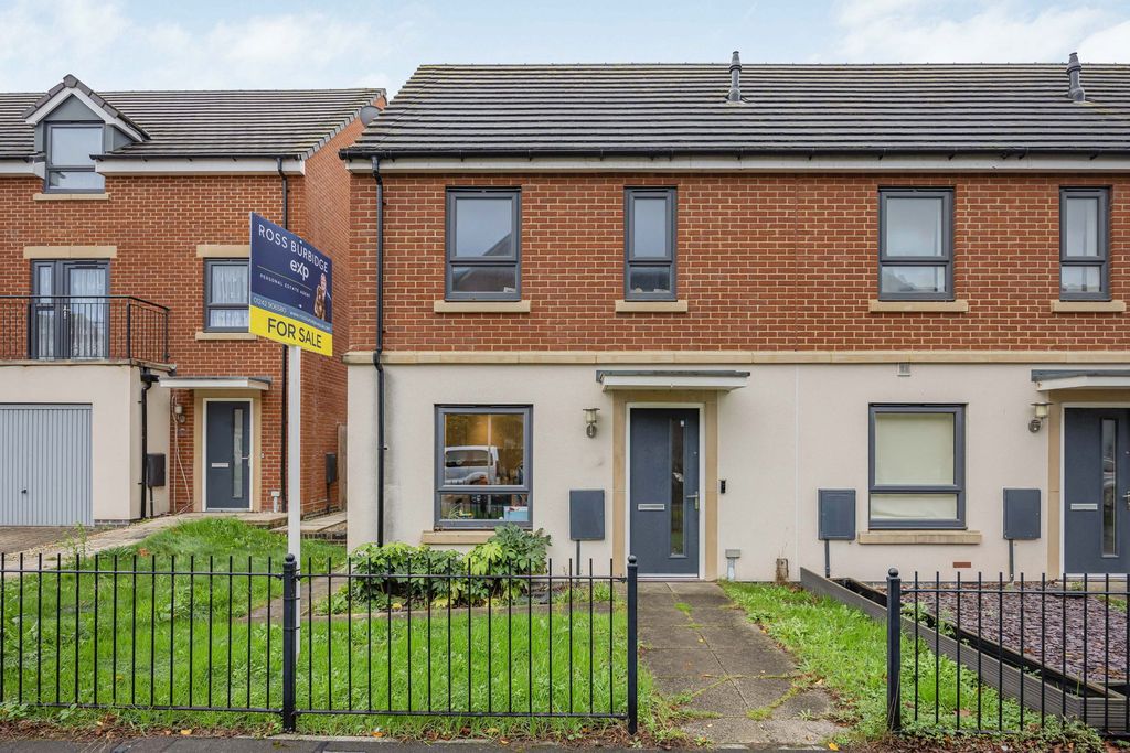 Property photo 1 of 13