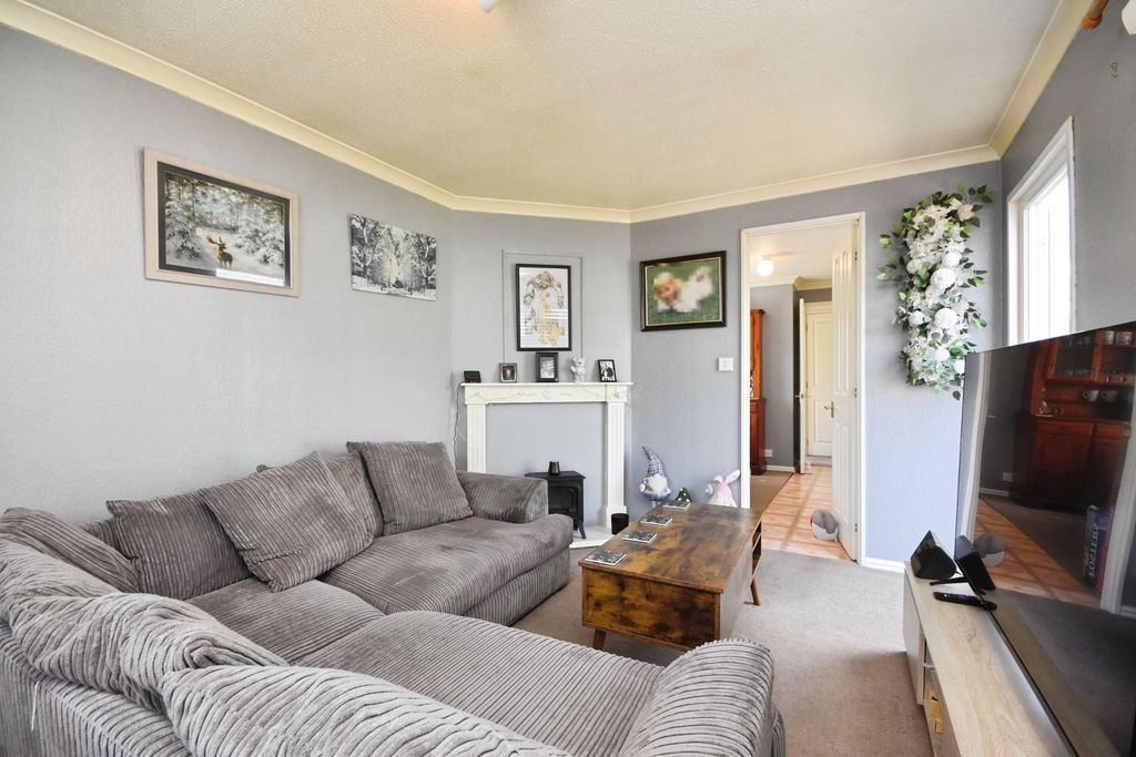 Property photo 3 of 15 Pbox-Img.Jpg