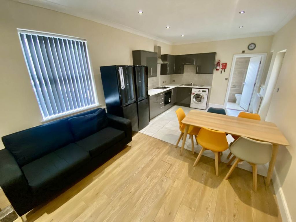 Property photo 2 of 16 Img_7273
