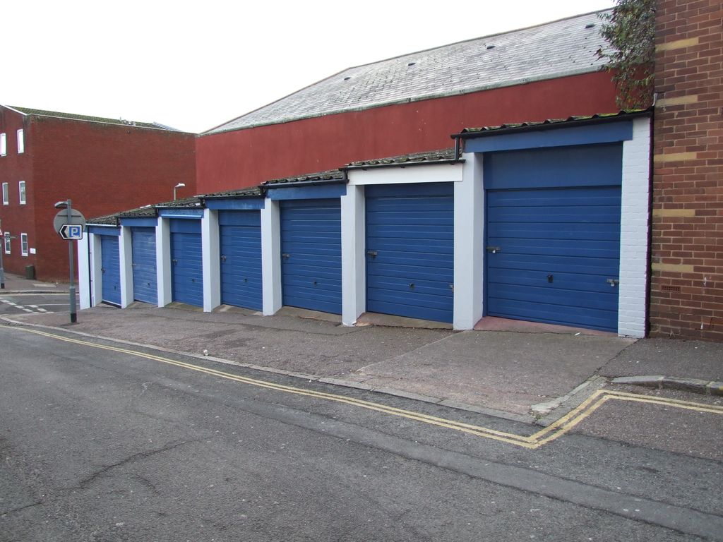 Property photo 2 of 2