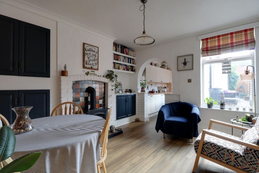 Property photo 3 of 16 Dining Room