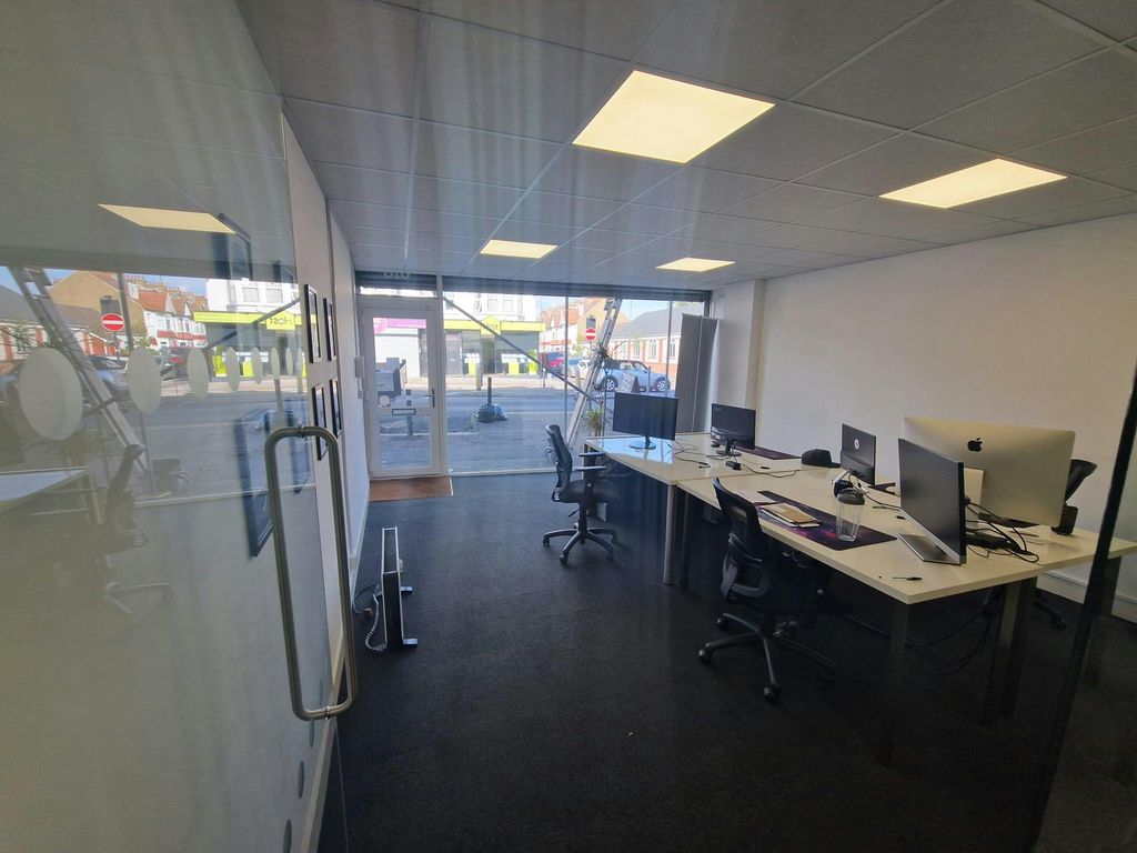 Property photo 3 of 4 12641177Ac4149Bca3Bb4A62379Ef956.Jpg