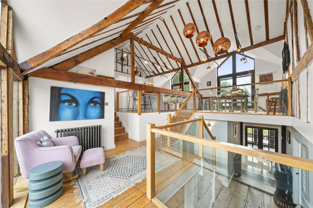 Property photo 2 of 33 Picture No. 22