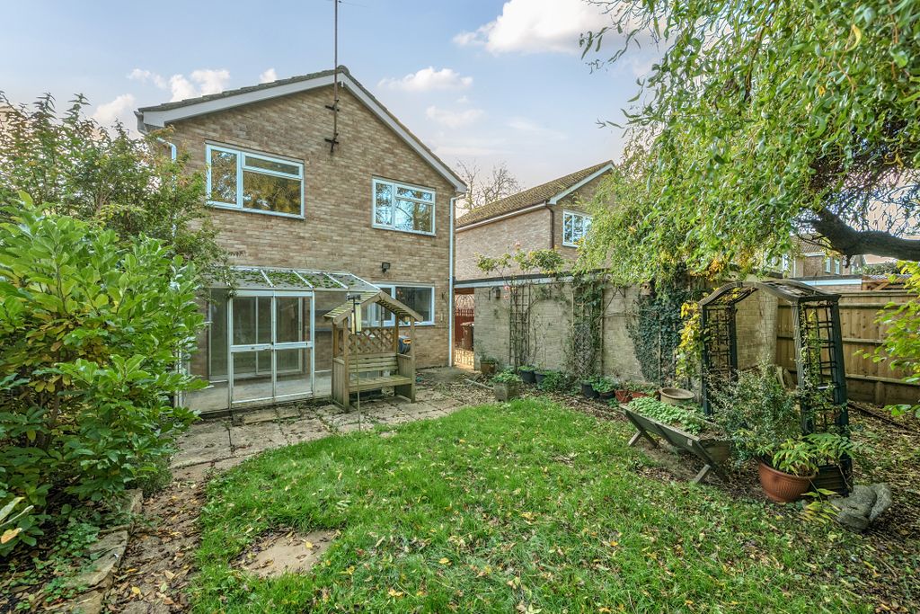 Property photo 2 of 21