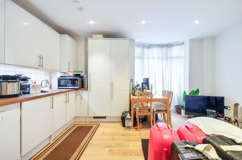 Property photo 1 of 15 Open Plan Living Area_Pic_ (1).Jpg