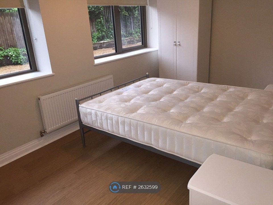 Property photo 3 of 3 Main Bedroom