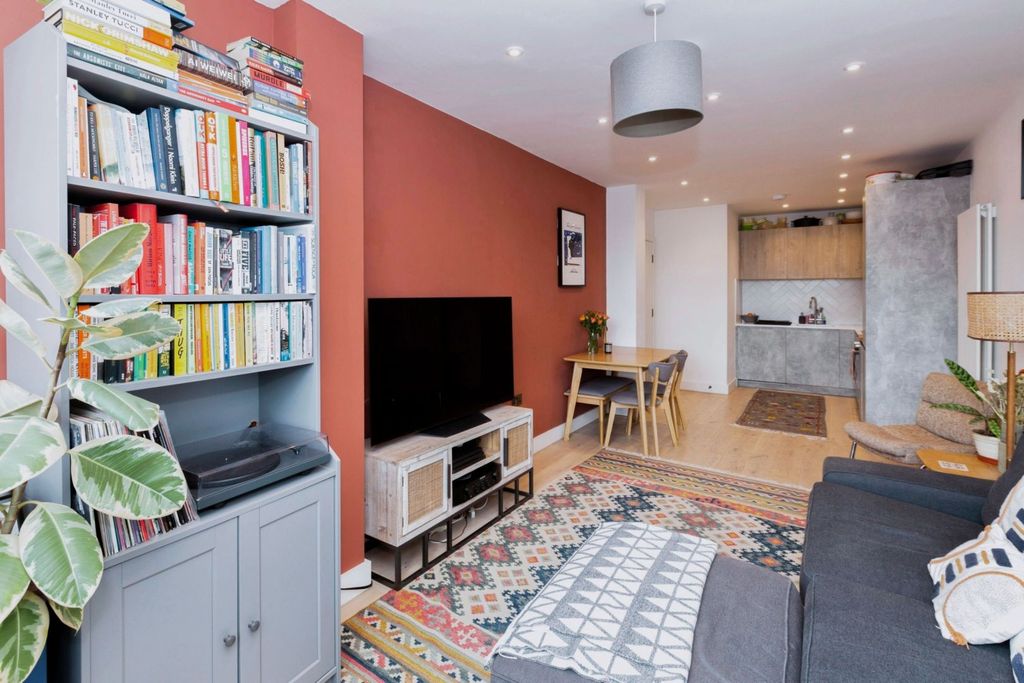 Property photo 3 of 16