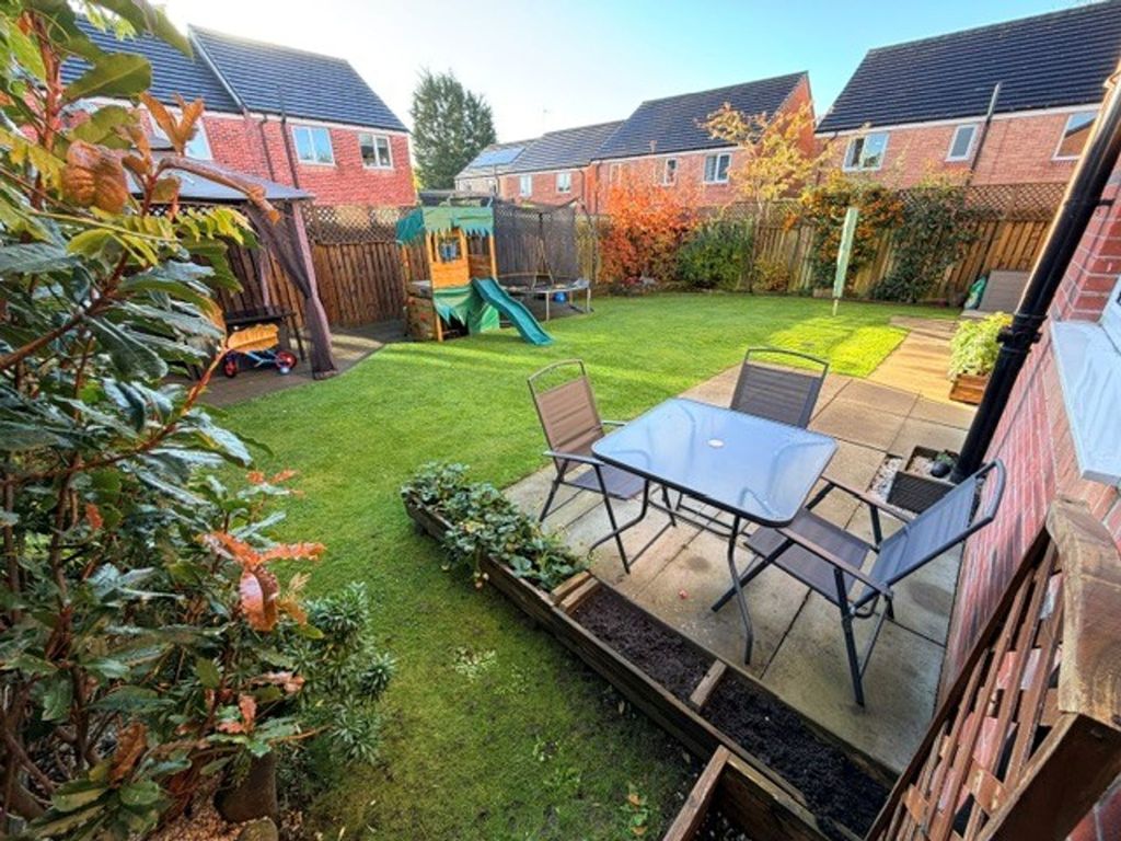Property photo 3 of 34