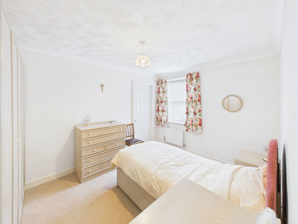 Additional image 11 of 3 bed flat for saleAlta Vista Road, Roundham, Paignton TQ4