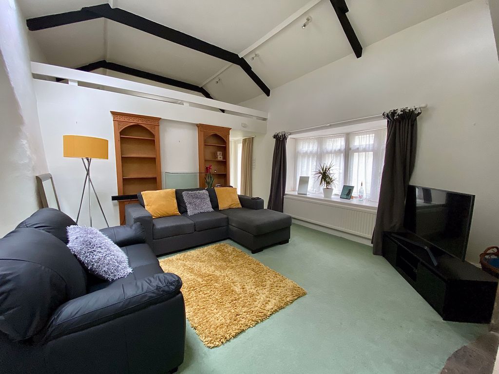 Property photo 3 of 8 Image00004.Jpg