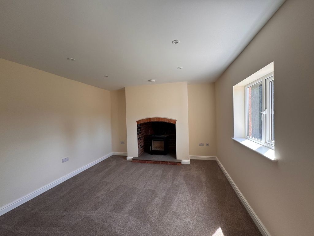 Property photo 3 of 30