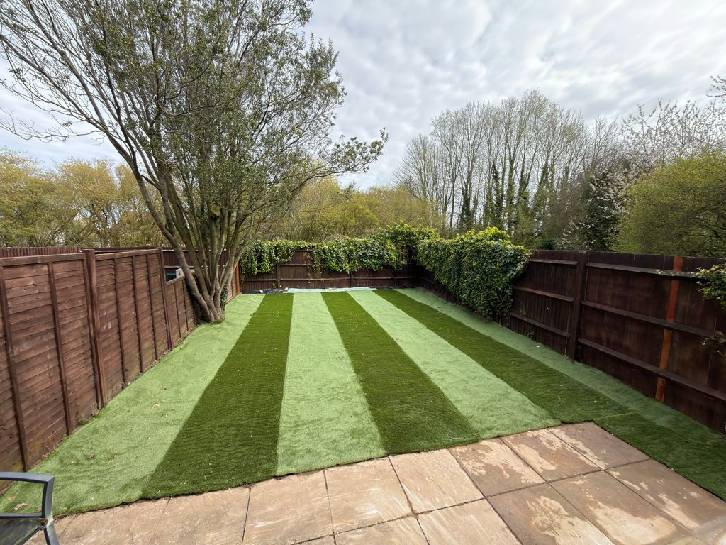 Property photo 3 of 8