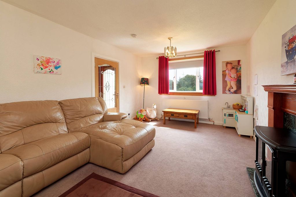 Property photo 3 of 30