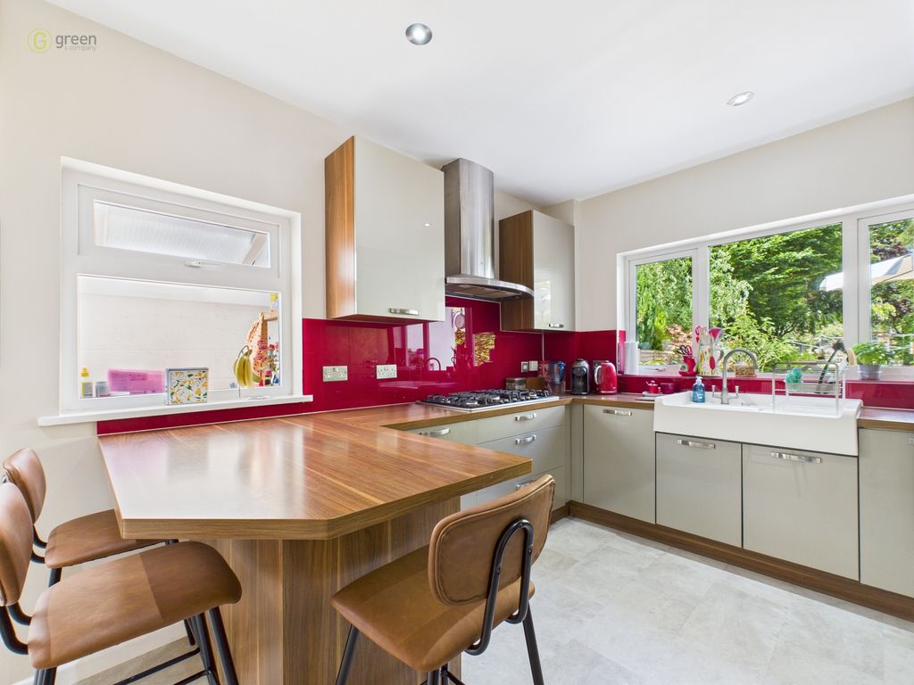 Property photo 2 of 24 Cam03830G0-Pr0198-Still007